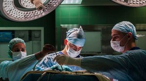 ПОКАЗАНИЯ К НАЛОЖЕНИЮ КАЛОВОГО СВИЩА И ПРОТИВОЕСТЕСТВЕНОГО ЗАДНЕГО ПРОХОДА (оперативная хирургия)