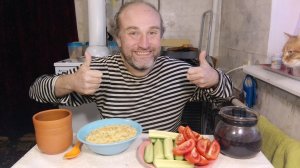 обед с Рыжулей. Библия и родословная Иисуса Христа. мукбанг. обжор. еда на камеру. диета. шизофрения