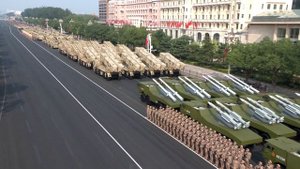 Парад Победы на площади Тяньаньмэнь посетили десятки тысяч зрителей