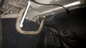 Автоматическое открытие багажника на Toyota Camry 40