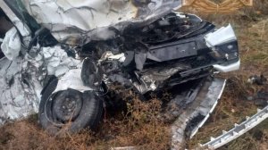 Трое погибших в лобовом ДТП в Саратовской области с участием двух Лад