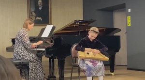 В.Маляров. Частушки. Исп. Любовь Мясоедова (гусли), М.В. Суссь (ф-но)