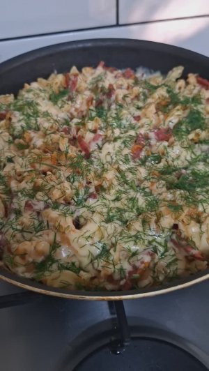 Новое блюдо, выбрала перцы и дыни