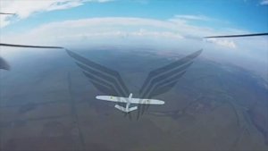 Российские операторы FPV поражают разведывательные БПЛА ВСУ.