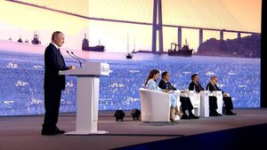 Путин рассказал о формировании новой индустриальной карты в РФ