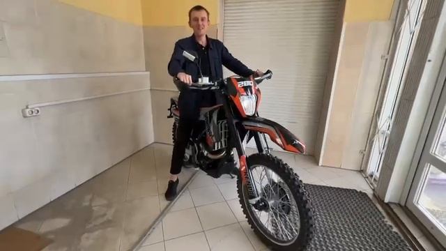 Отзыв на эндуро мотоцикл Sharmax Motors Powermax 280 смотреть онлайн