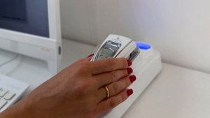 Аппаратная диагностика кожи на аппарате Aramo