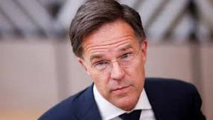 Рютте заявил, что никто не имеет права запрещать размещению западных военных в Украине