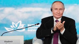 Началось пленарное заседание ВЭФ