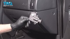 094. Как заменить привод заслонок системы кондиционирования (печки) на Jeep WJ (1999 - 2004)