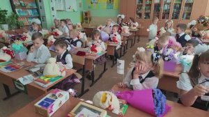 Торжественные линейки посвящённые началу учебного года прошли в Старом Осколе и Губкине