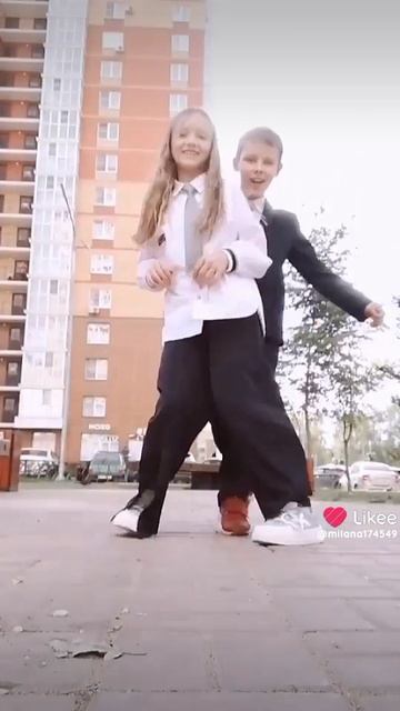 Подпишись на меня в лайк айди на видео