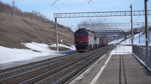 Тепловоз 2ТЭ116У-0103 с приветливой бригадой.