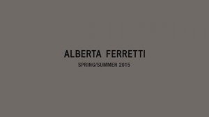 Показ женской коллекции Alberta Ferretti весна-лето 2015