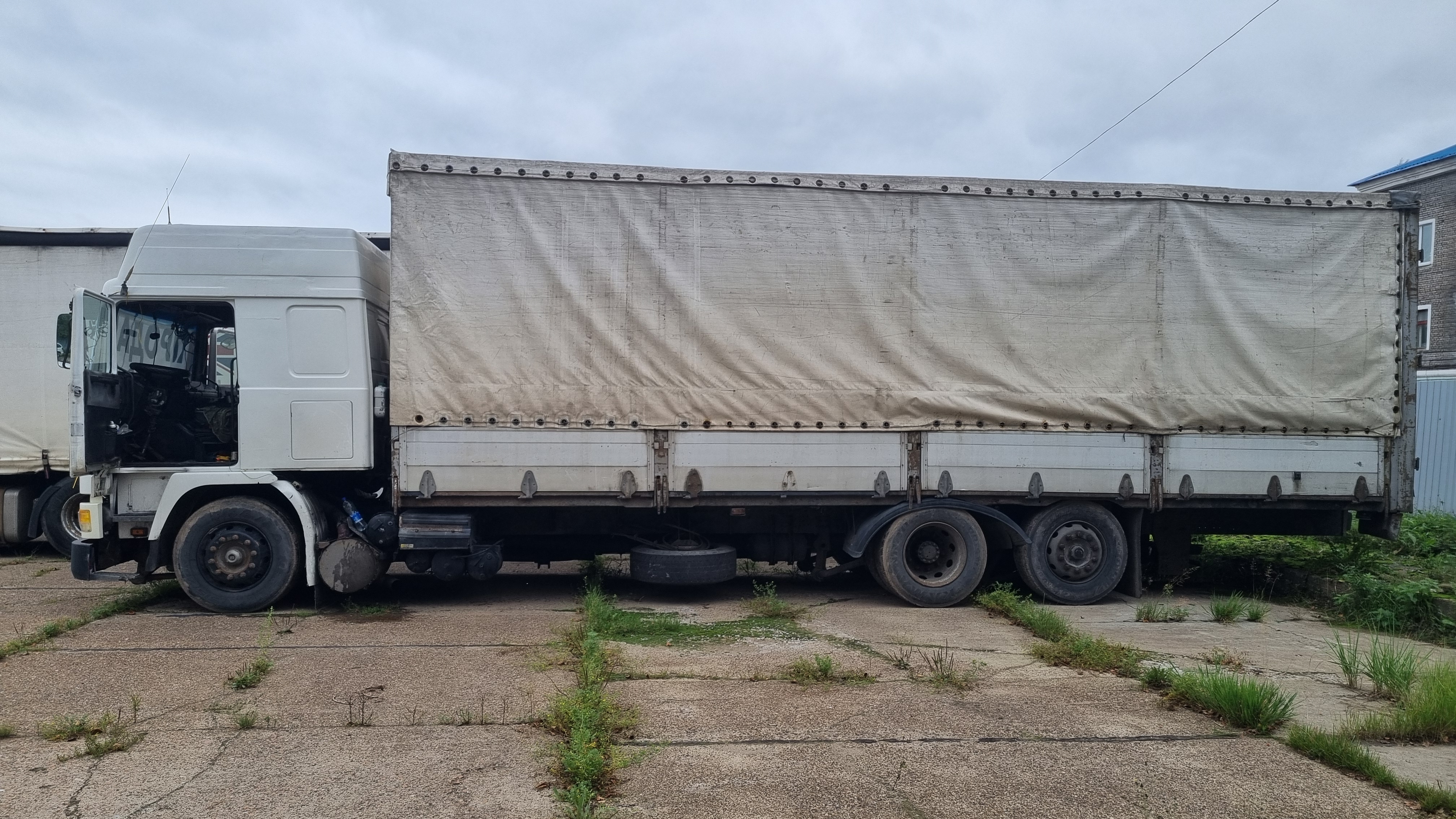 VOLVO F10 1993г в продаже смотреть онлайн