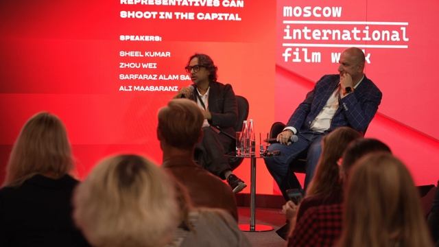 Иностранцы в Москве: как зарубежным представителям киноиндустрии снимать в столице
