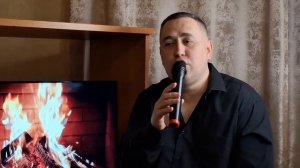 ХИТ "А ЗА ОКОШКОМ ВЕТЕР ВЬЮЖИТ" cover