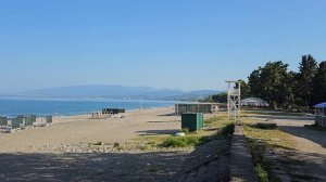 Пляж посёлка Агудзера в Абхазии