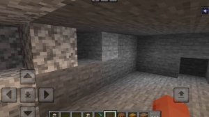 я достроил свою секретную базу в Майнкрафте.