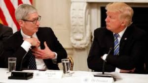 Дональд Трамп собрал лидеров крупнейших IT-компаний