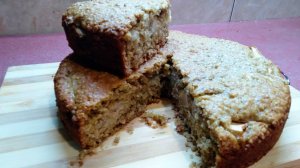 Диетический пирог из овсянки и яблок