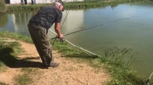 поимка осетра на малом водоёме