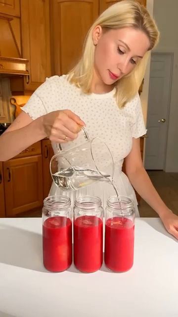 Увлажняющий напиток с малиной и манго. смотреть онлайн