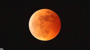 Кровавая Луна 7 сентября — во сколько начнется и как пройдет лунное затмение