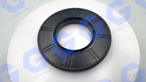 Оригинальный сальник привода Сузуки СХ4 27611-79J10