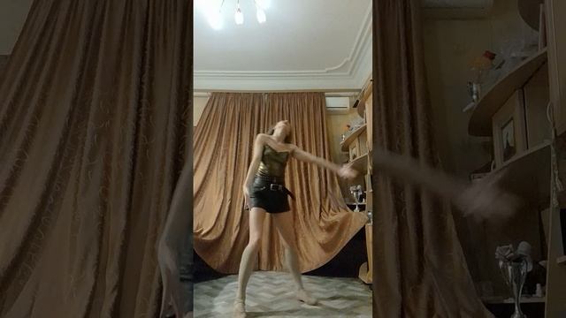 Месяц Пушкин . Рок. Танец - балерина Маргарита Андреева смотреть онлайн