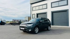 Mitsubishi Outlander, 2013 год