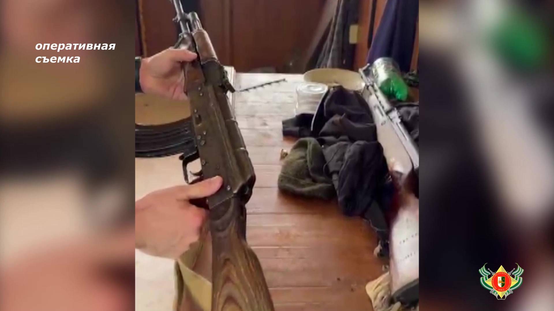 Огнестрельное оружие и боеприпасы изъяты у жителя Галского района.
