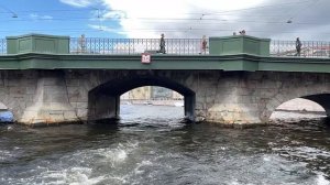 Прогулка под мостами Санкт-Петербурга. We sail under the bridges of St. Petersburg