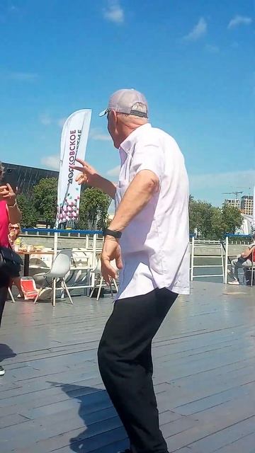 Мне 89 и я не буду прыгать как Газманов #пенсики #shorts_video