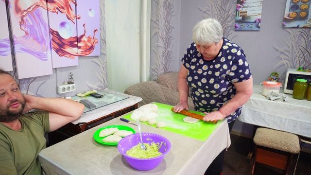 ПИРОЖКИ С КАПУСТОЙ Разливаю варенье ВКУСНО КУШАЕМ И ГОТОВИМ ОБЕД подвал ильича ЖИЗНЬ В ДОМЕ