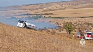 В Крыму авиация МЧС России тушит ландшафтный пожар