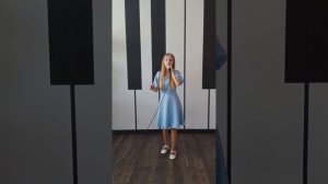 Исполнитель: Бурова Алиса. Песня: "Там нет меня". Автор: Севара Назархан.