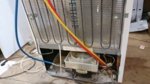 Запустил холодильник Атлант.