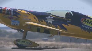 Matt Hall performs at Avalon Airshow 3.03.2013