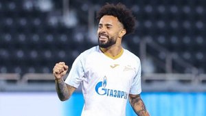 Экс-футболист "Зенита" Клаудиньо заявил, что никогда не критиковал Россию