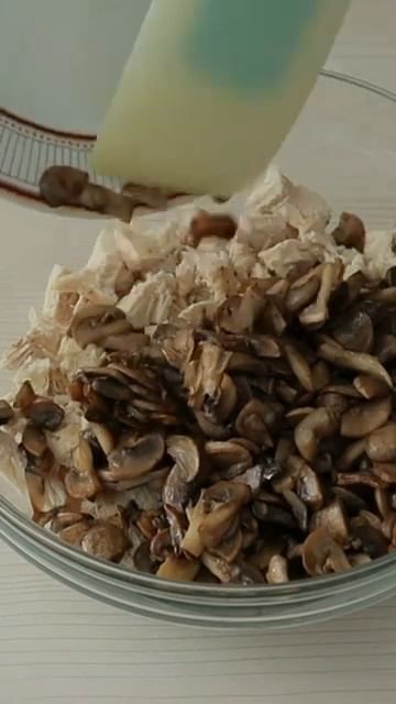 салат с курицей смотреть онлайн