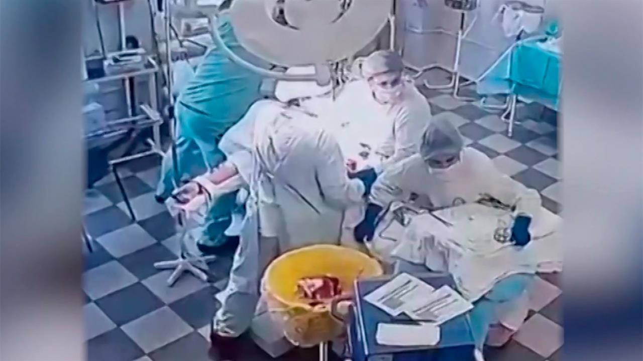 Камчатские врачи, которые не прекратили операцию во время землетрясения, отмечены госнаградами