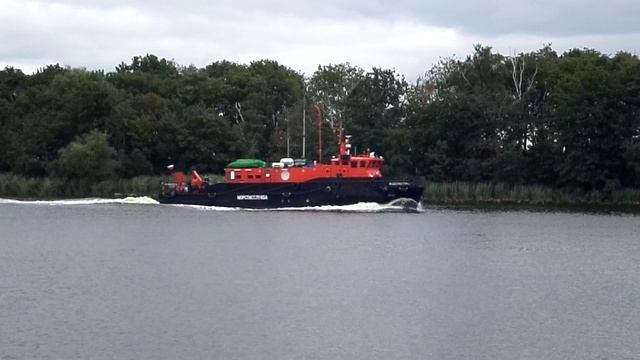 RESCUE SHIP IN THE KALININGRAD SHIPPING CANAL