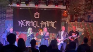 Kernel Panic - I Hate Myself for Loving You - The Glastonberry pub