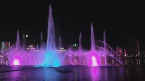Музыкальный фонтан в Челябинске какая красота.