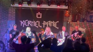 Kernel Panic - Rock You Like A Hurricane - The Glastonberry pub