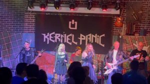 Kernel Panic - I Think I'm Paranoid - The Glastonberry pub