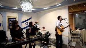 Коль доди (Вот Он идет)