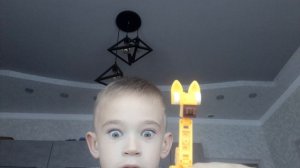 я валад а4 ну артём :)))))))))))))))