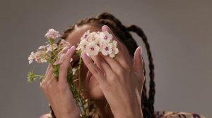 10284343-uhd_4096_2160_25fps